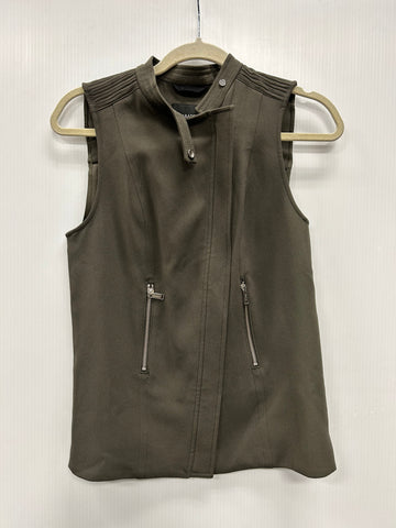 Size 00 Aritzia Babaton Vest Item No. 21020