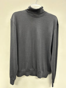 **NEW** LEMAIRE Size Large Turtleneck Sweater Item No. 21031