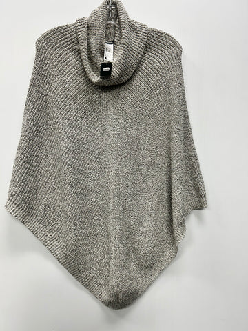 **NEW** One Size Roots Poncho #0228