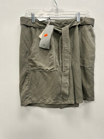 **NEW** Size 40 Minimum Shorts #0727