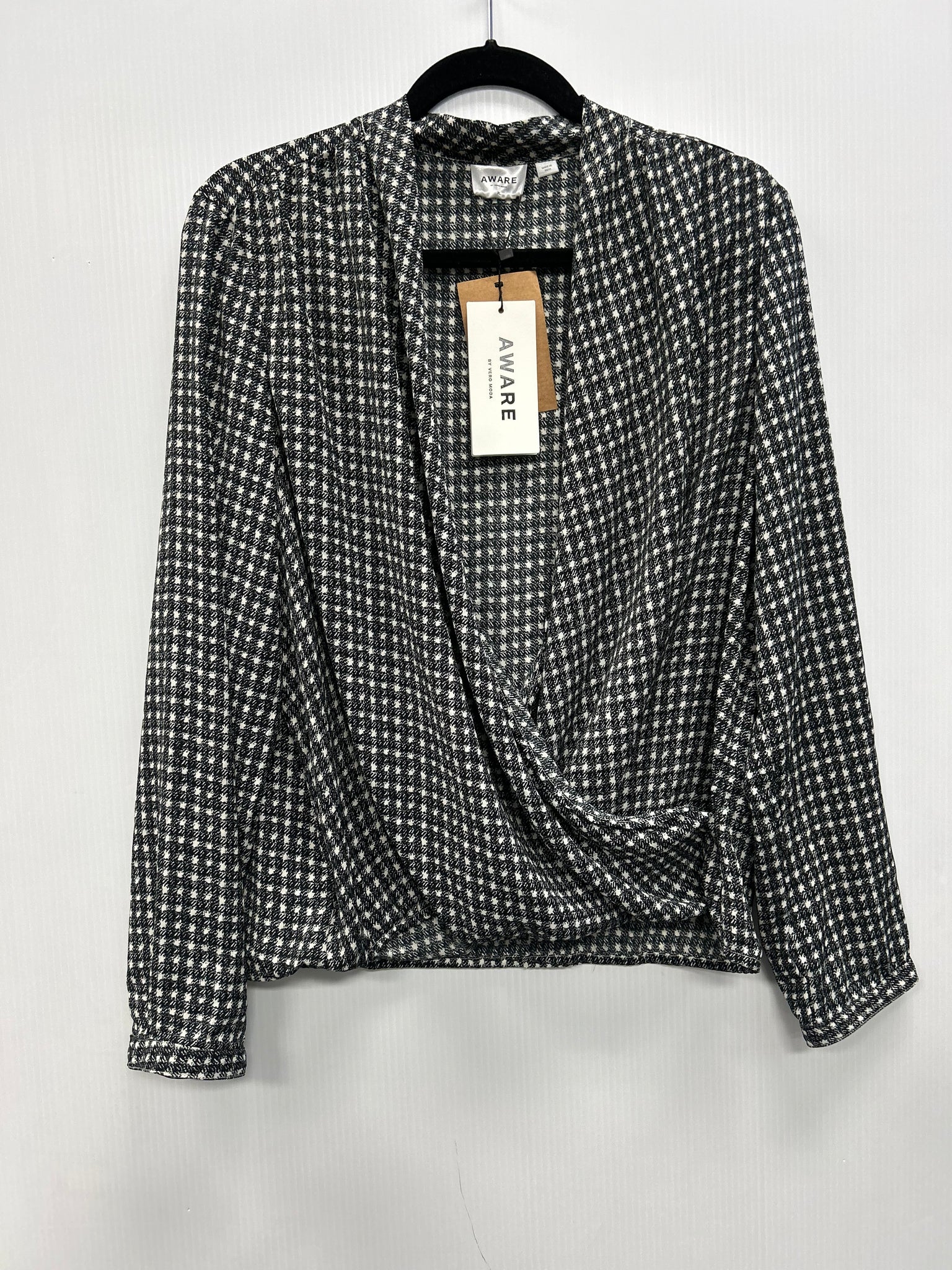 **NEW** Size XL Aware By Vero Moda Blouse # 0724