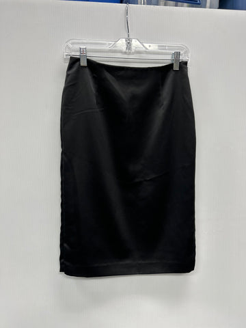 Size 6 Donna Morgan Skirt Item No. 20921